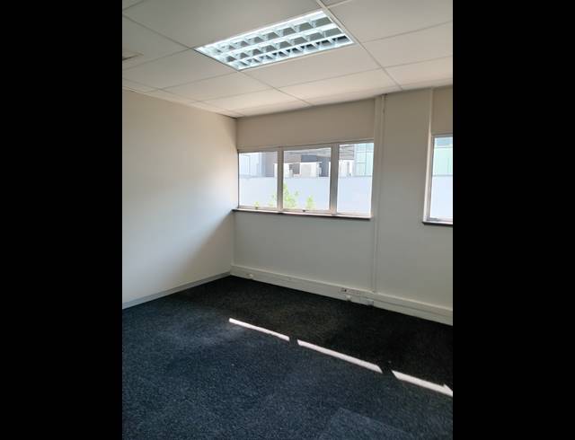 92M² OFFICE TO LET IN MORNINGSIDE